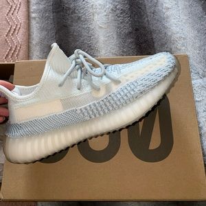 Yeezy Boost 350 Cloud White